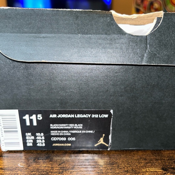 Men’s Nike Air Jordan Legacy 312 Low - Picture 4 of 16